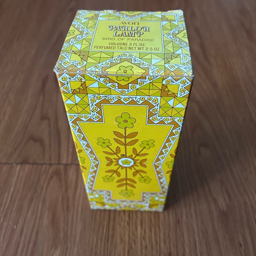 Avon Parlor Lamp Perfumed Talc